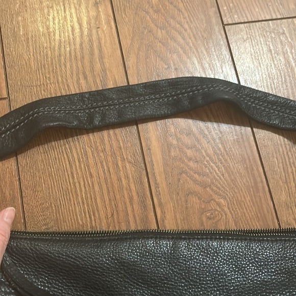 The Sak cowhide purse - Picture 5 of 13